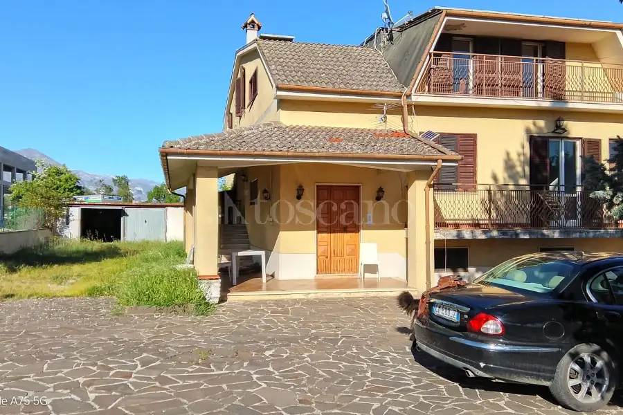 Casa Indipendente in vendita di 290 mq a €235.000 (rif. 29/2026)