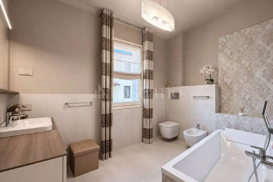 Villa in vendita di 240 mq a €595.000 (rif. 7/2026)