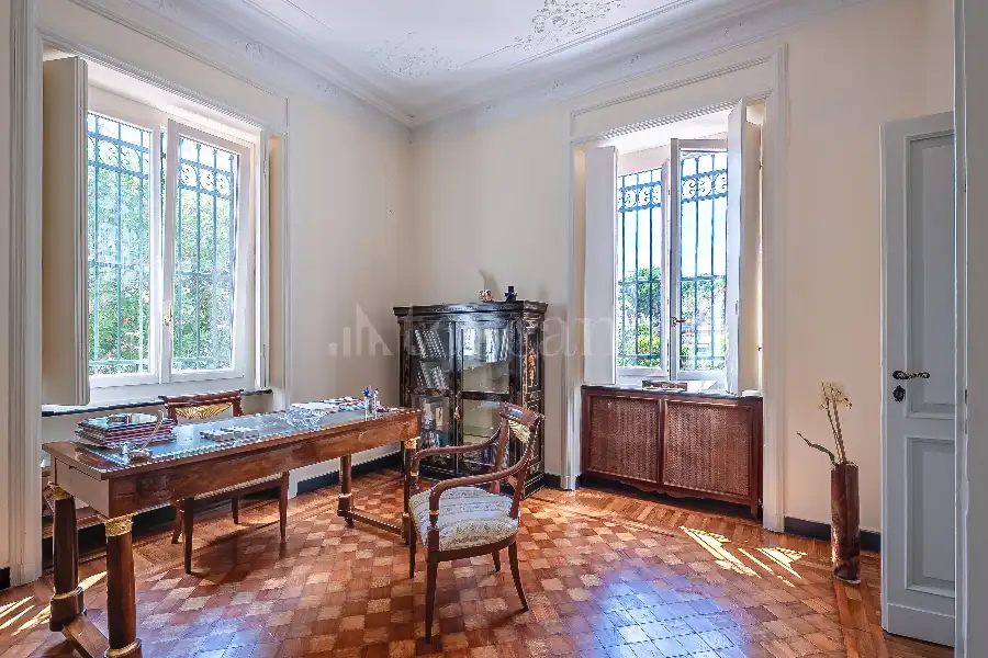 Villa in vendita di 496 mq a €3.950.000 (rif. 71/2026)