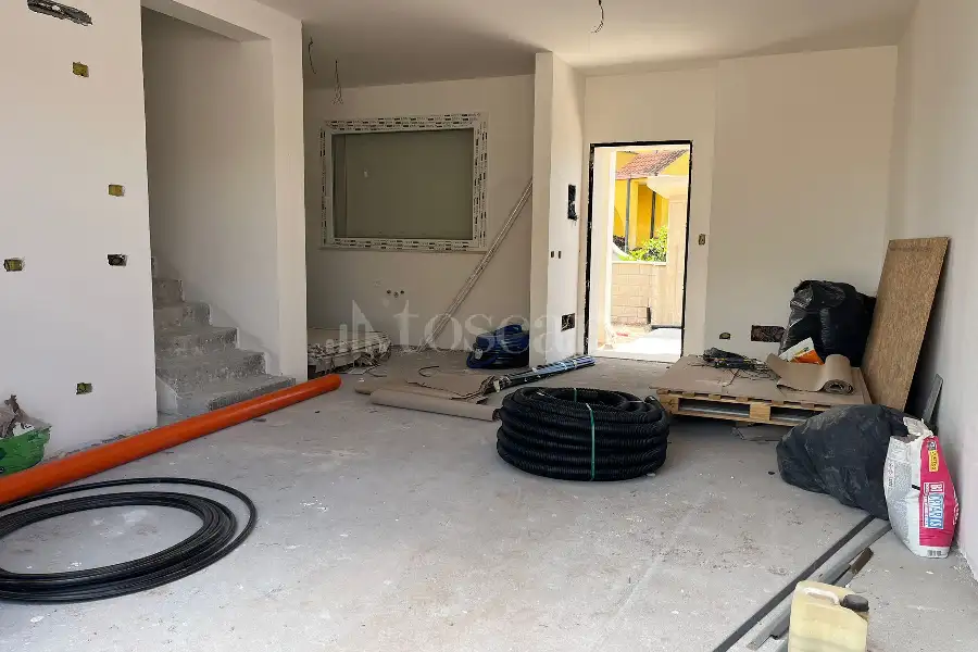 Villa Bifamiliare in vendita di 180 mq a €620.000 (rif. 18/2026)