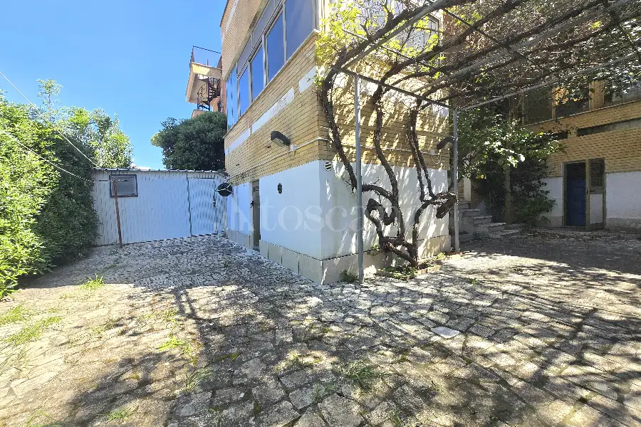 Villino a Schiera in vendita di 130 mq a €279.000 (rif. 4/2026)