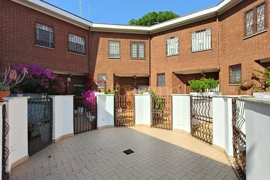 Villino a Schiera in vendita di 140 mq a €345.000 (rif. 46/2026)