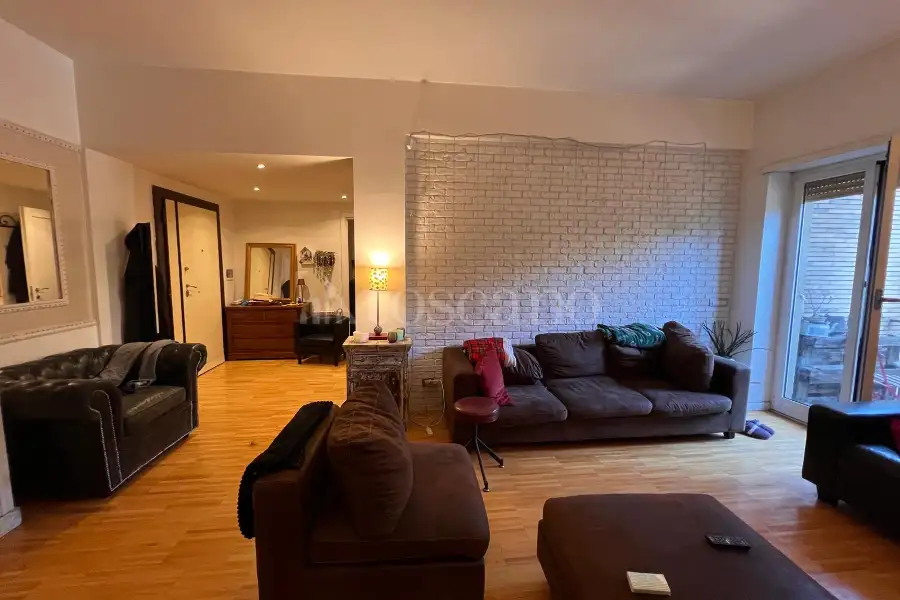 Casa in affitto di 110 mq a €1.300 (rif. 37/2025)