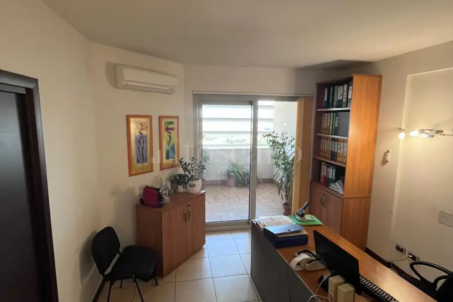 Ufficio in vendita di 80 mq a €220.000 (rif. 65/2024)