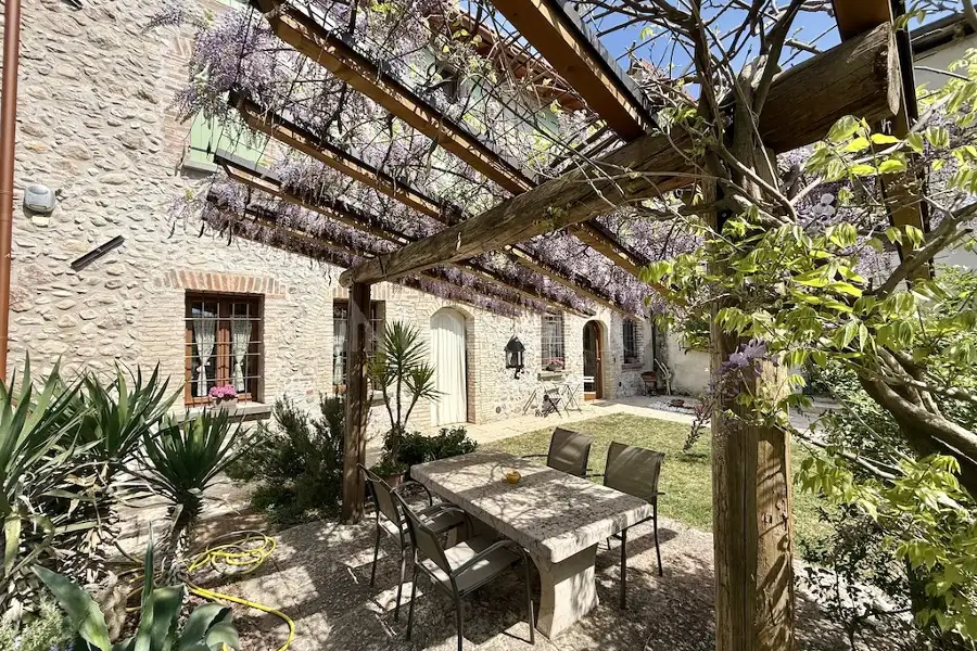Villa in vendita di 600 mq a €980.000 (rif. 10/2026)