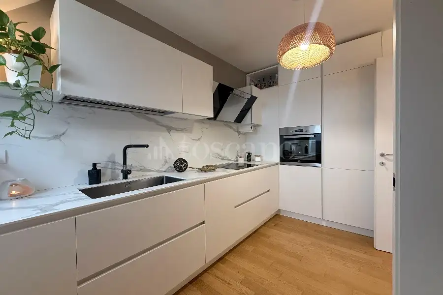 Casa in affitto di 90 mq a €2.100 (rif. 18/2026)