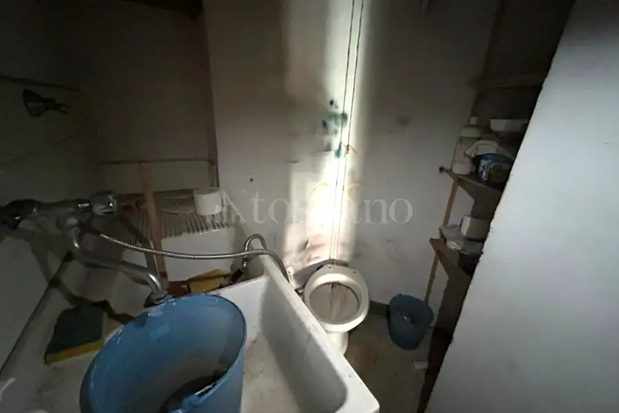 Negozio in affitto di 40 mq a €550 (rif. 92/2024)
