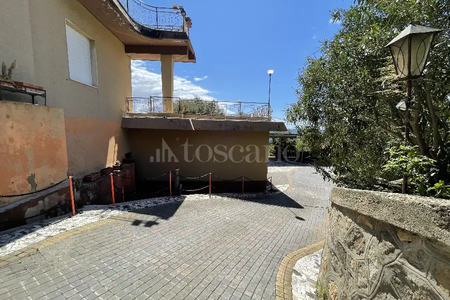 Villa Bifamiliare in vendita di 196 mq a €340.000 (rif. 6/2025)