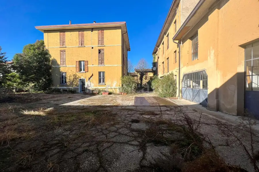 Rustico in vendita di 1.981 mq trattativa riservata (rif. 95/2022)