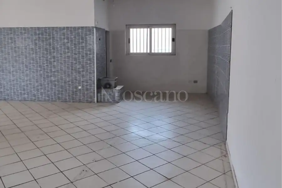 Negozio in vendita di 133 mq a €350.000 (rif. 30/2025)