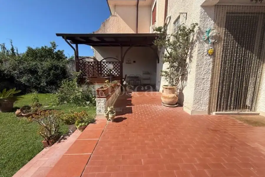Villa Plurifamiliare in vendita di 90 mq a €245.000 (rif. 42/2025)