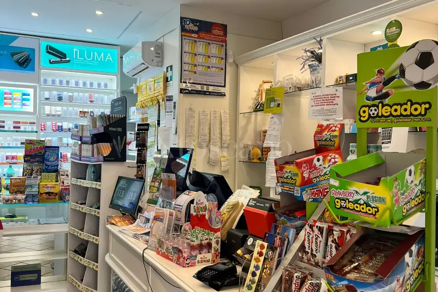 Attività Commerciale in vendita di 50 mq a €265.000 (rif. 11/2026)