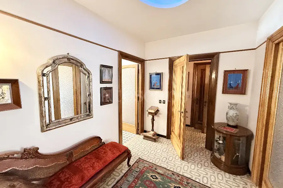 Attico in vendita di 174 mq a €159.000 (rif. 25/2026)