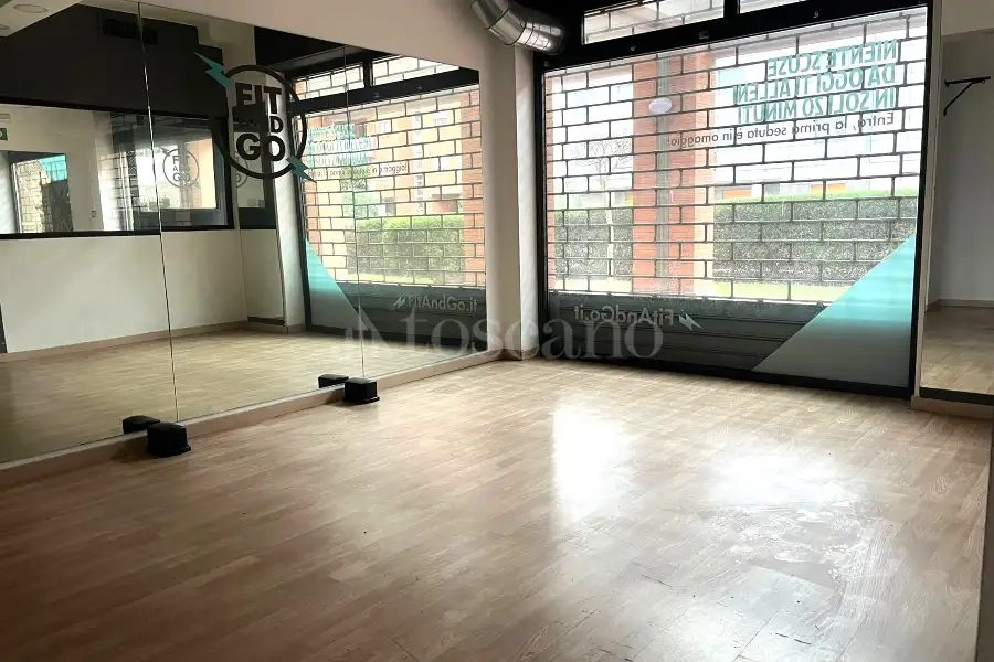 Negozio in vendita di 100 mq a €249.000 (rif. 60/2025)