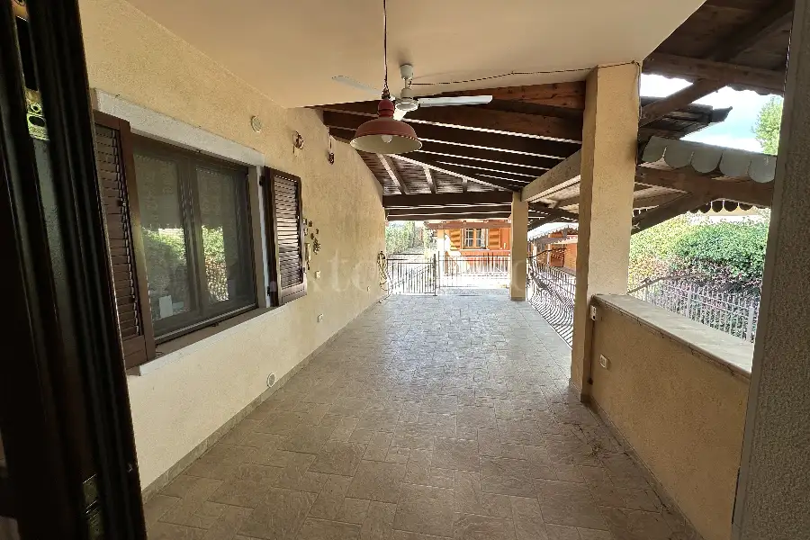 Casale in vendita di 747 mq a €790.000 (rif. 11/2026)
