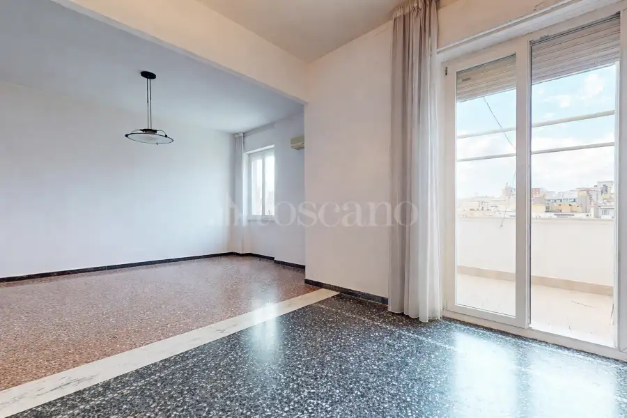Attico in vendita di 165 mq a €699.000 (rif. 11/2026)