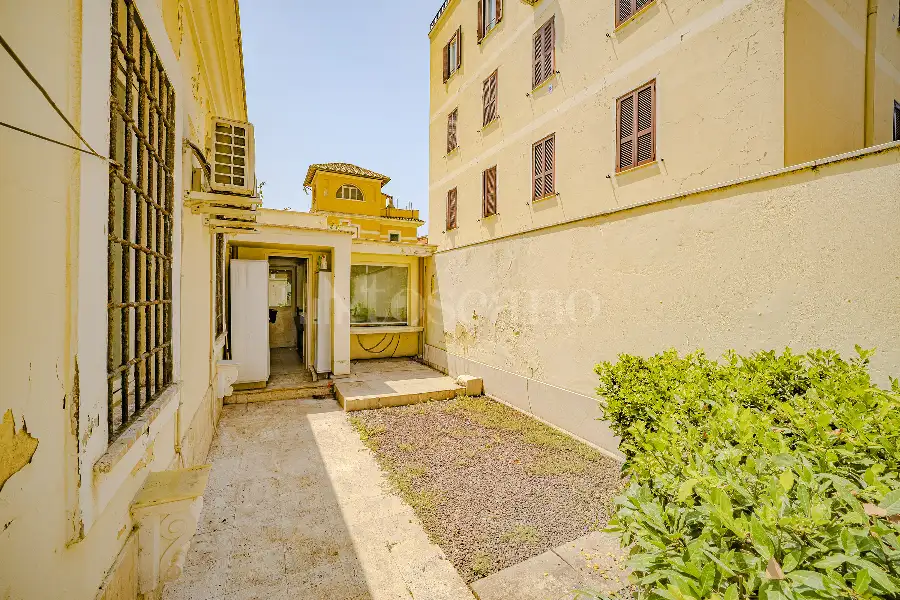 Villa in vendita di 210 mq a €980.000 (rif. 50/2026)
