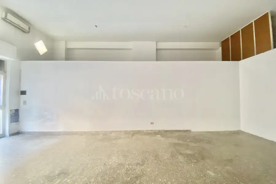 Negozio in vendita di 68 mq a €149.000 (rif. 3/2026)