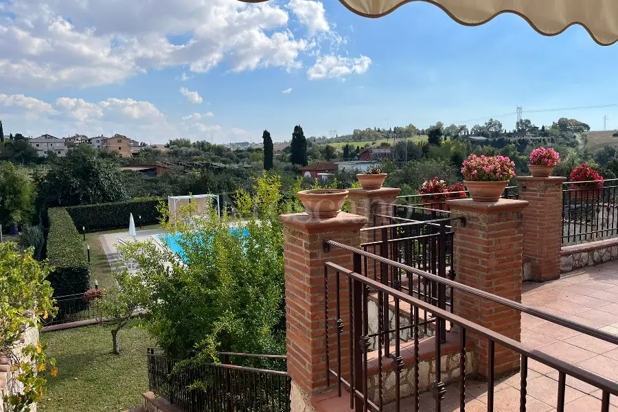 Villa in vendita di 250 mq a €599.000 (rif. 50/2025)