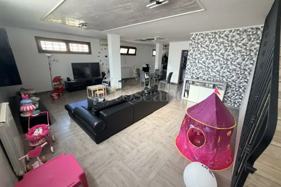 Casa Indipendente in vendita di 160 mq a €250.000 (rif. 76/2026)