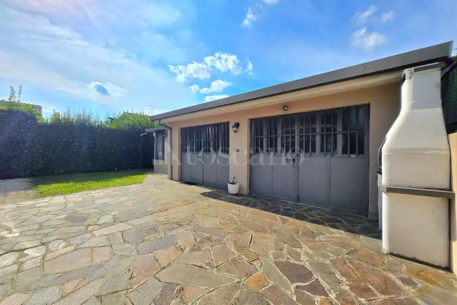 Villa Bifamiliare in vendita di 200 mq a €419.000 (rif. 35/2025)