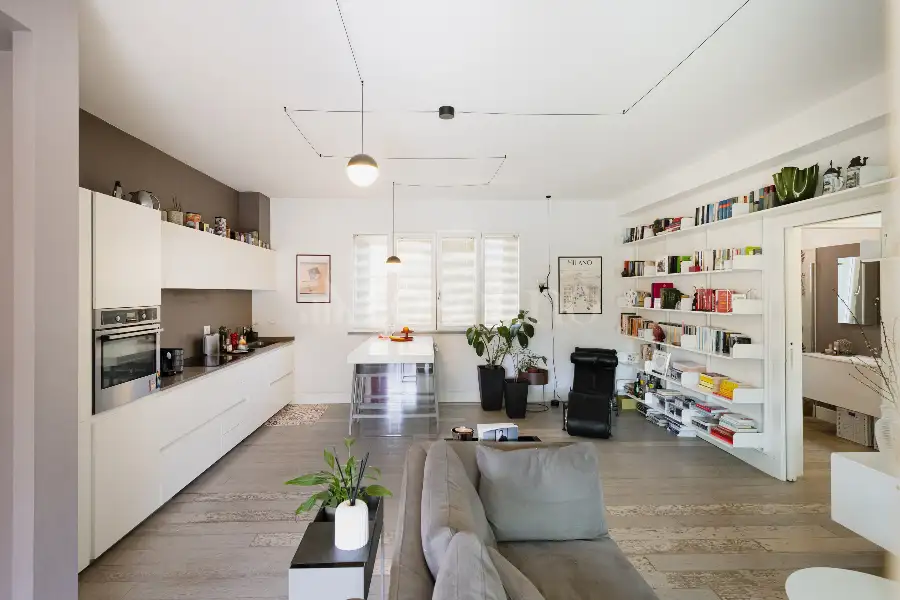 Attico in vendita di 140 mq a €890.000 (rif. 11/2025)