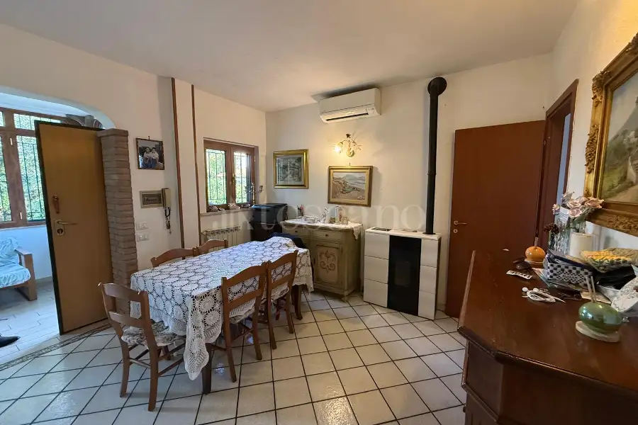 Villa Bifamiliare in vendita di 170 mq a €365.000 (rif. 84/2025)