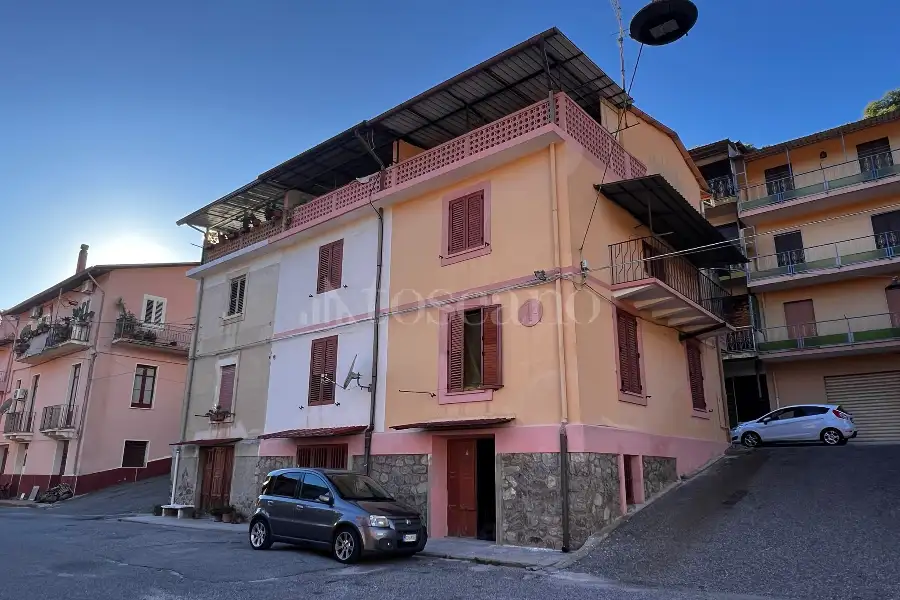 Casa Indipendente in vendita di 100 mq a €58.000 (rif. 42/2026)