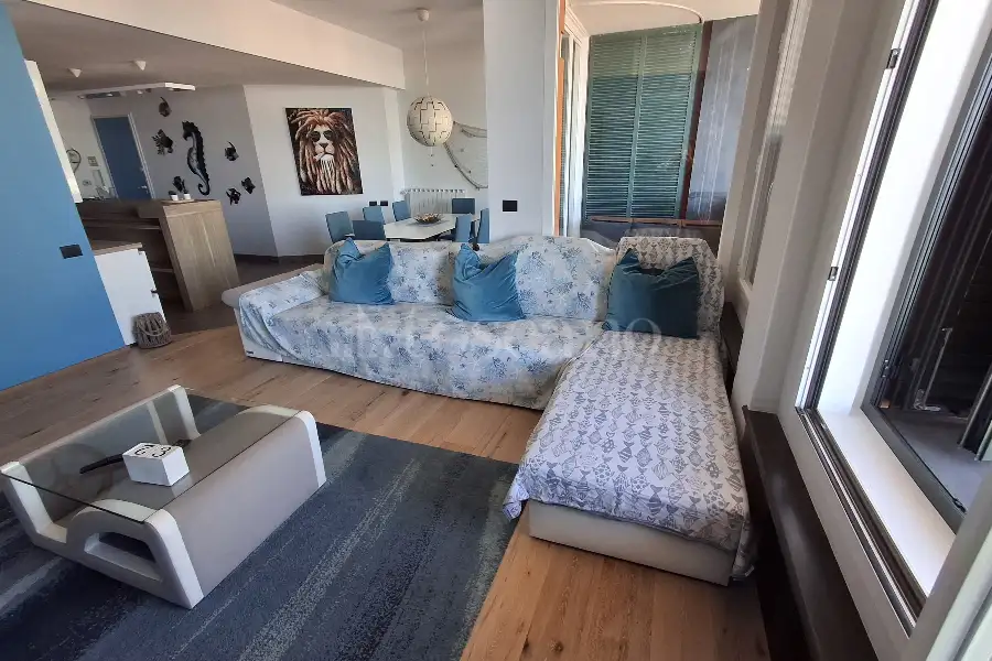 Casa in vendita di 166 mq a €775.000 (rif. 9/2023)