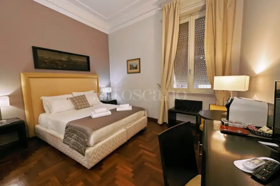 Casa in vendita di 240 mq a €1.950.000 (rif. 94/2025)