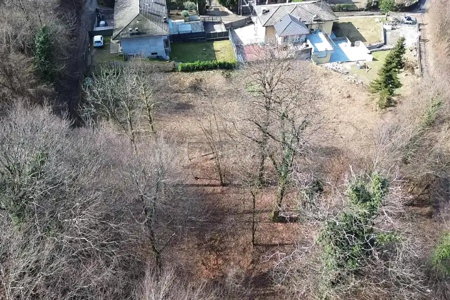 Edificabile Residenziali in vendita di 2.500 mq a €80.000 (rif. 115/2026)