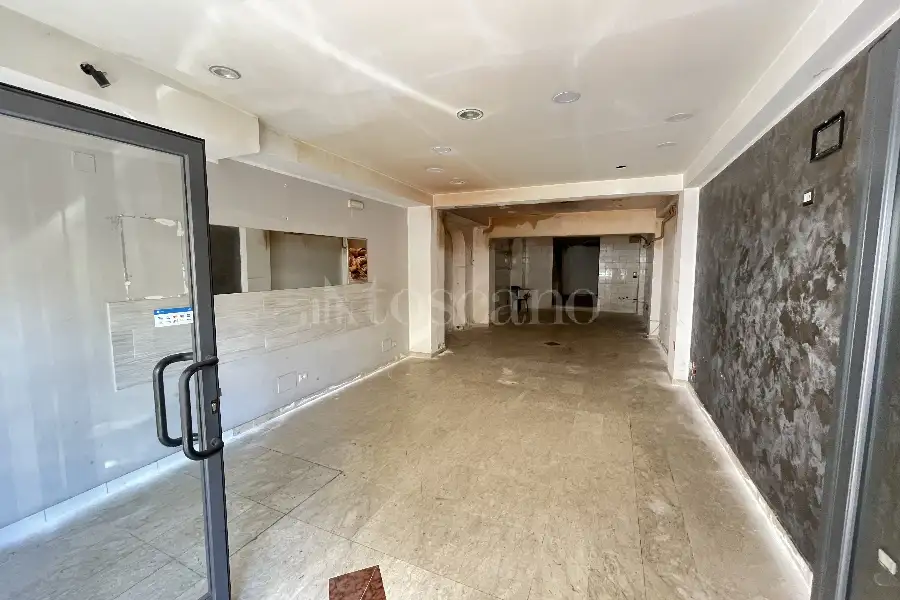 Negozio in vendita di 98 mq a €124.000 (rif. 44/2025)
