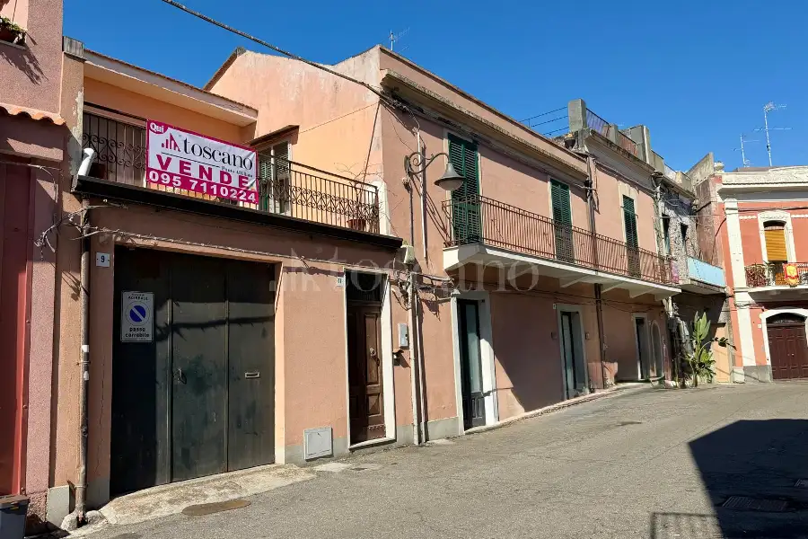 Casa Indipendente in vendita di 388 mq a €548.000 (rif. 173/2026)