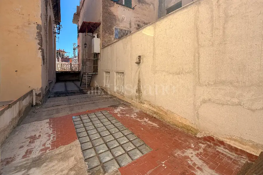 Casa in vendita di 260 mq a €870.000 (rif. 52/2026)