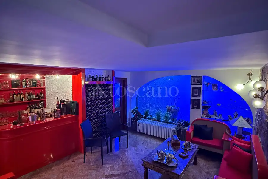 Villa Bifamiliare in vendita di 165 mq a €830.000 (rif. 32/2026)