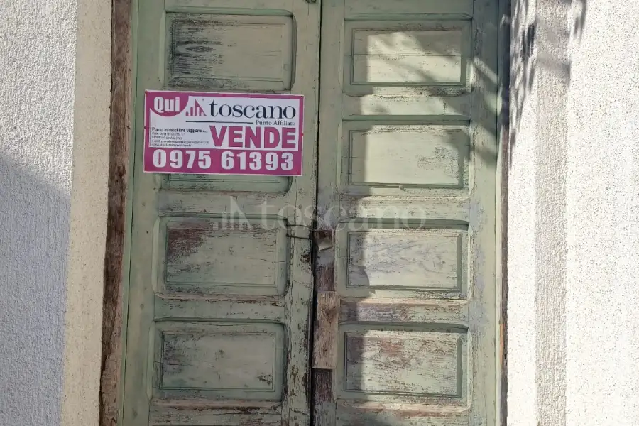 Casa Indipendente in vendita di 312 mq a €150.000 (rif. 39/2024)