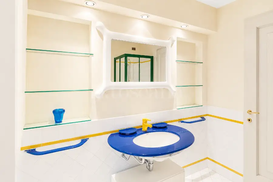 Villa in vendita di 750 mq a €6.400.000 (rif. 30/2024)