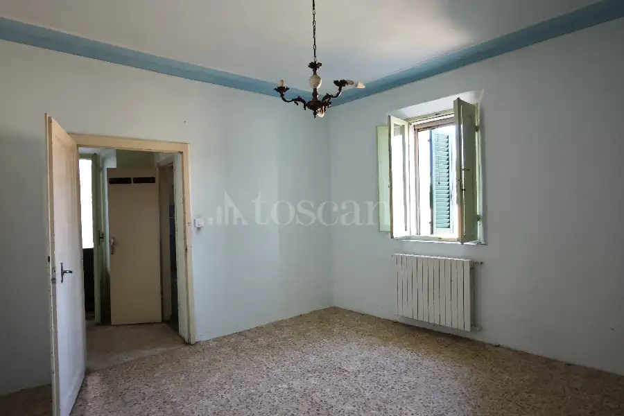 Casa in vendita di 250 mq a €274.000 (rif. 32/2023)