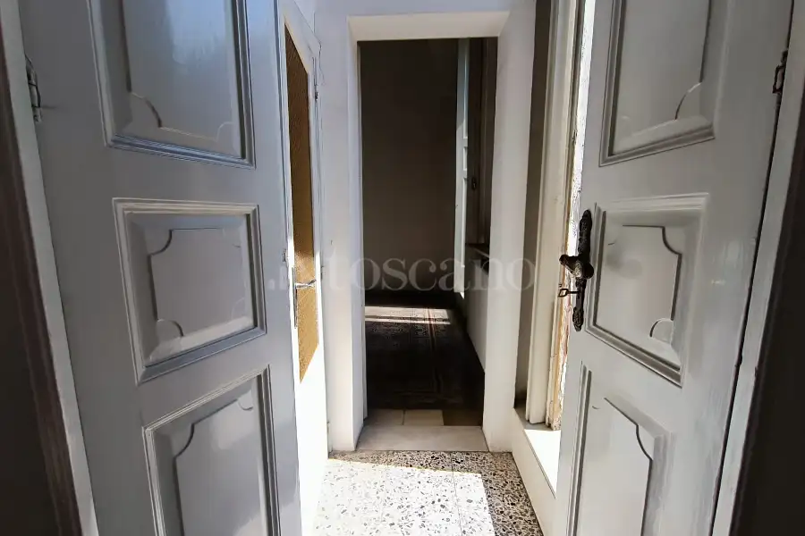 Palazzo in vendita di 270 mq a €650.000 (rif. 19/2024)