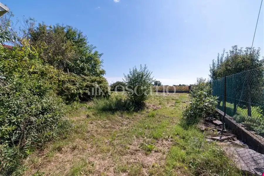 Villa in vendita di 220 mq a €200.000 (rif. 2/2026)