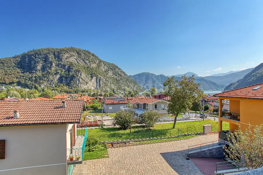 Villa in vendita di 275 mq a €820.000 (rif. 48/2026)