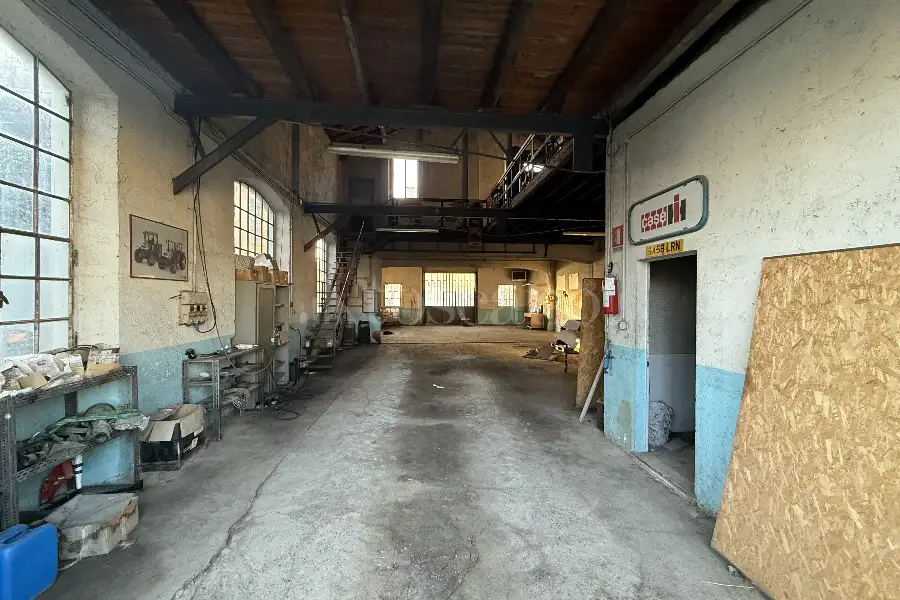 Capannone in vendita di 360 mq a €435.000 (rif. 50/2025)