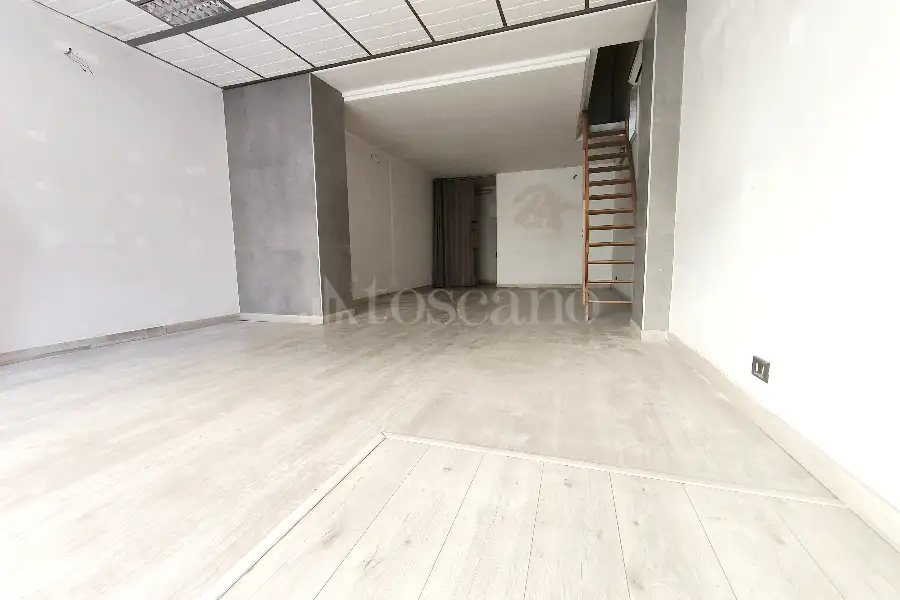 Negozio in vendita di 38 mq a €65.000 (rif. 28/2025)