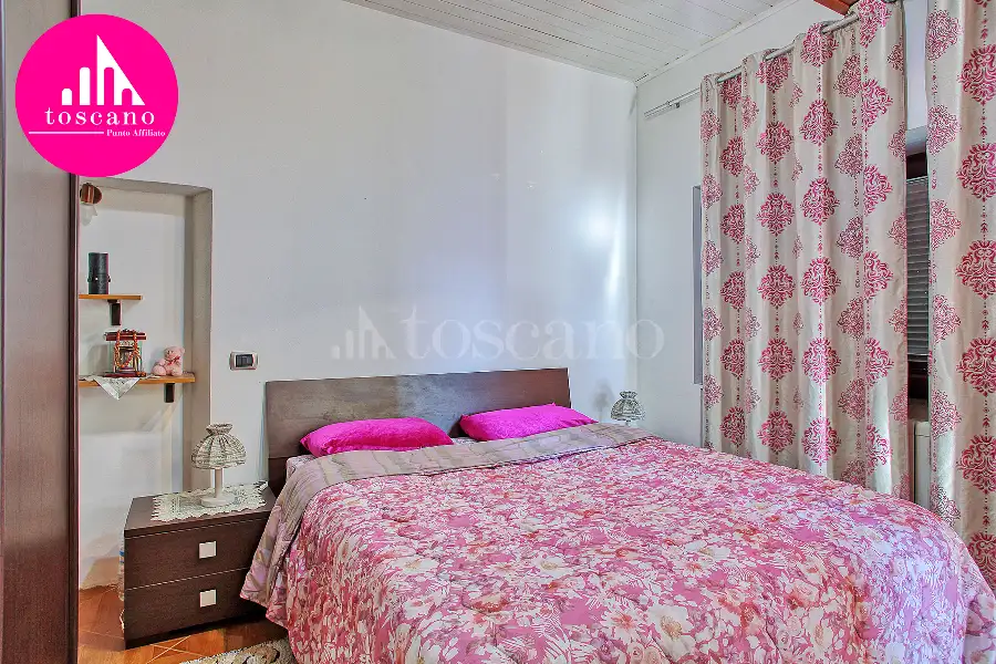 Casa Indipendente in vendita di 230 mq a €200.000 (rif. 141/2026)