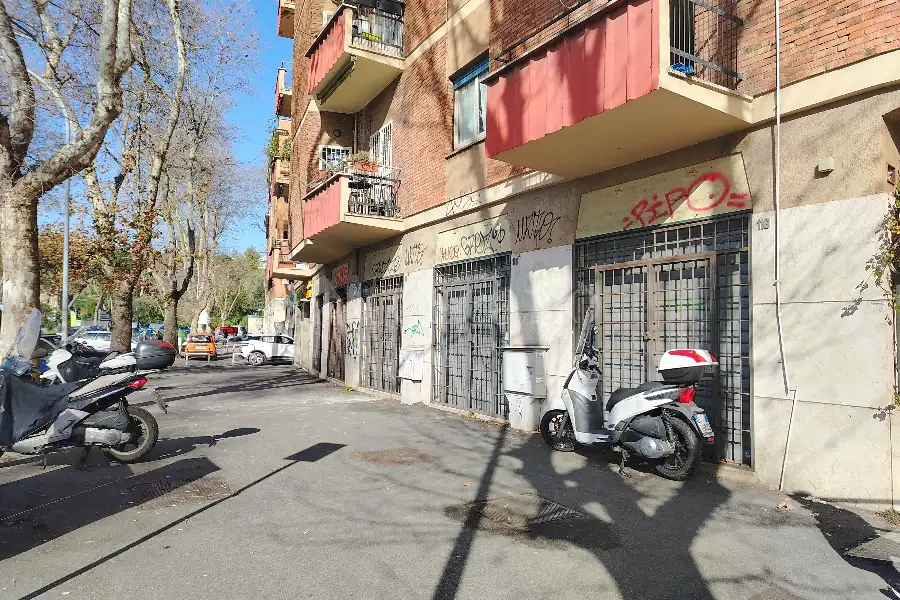 Negozio in vendita di 45 mq a €119.000 (rif. 22/2026)