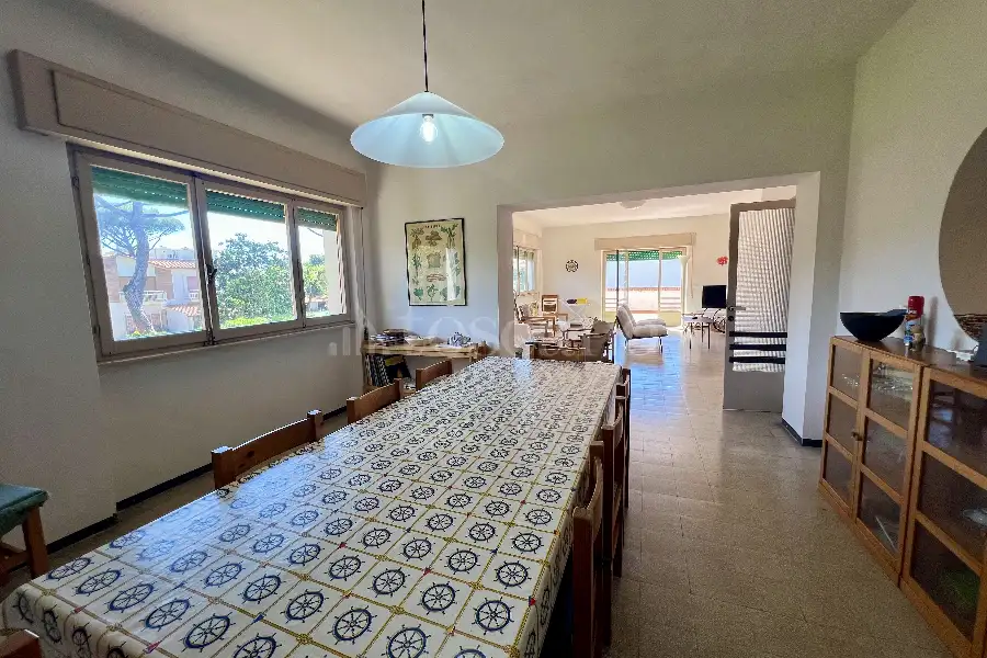 Villa Bifamiliare in vendita di 225 mq a €590.000 (rif. 51/2026)