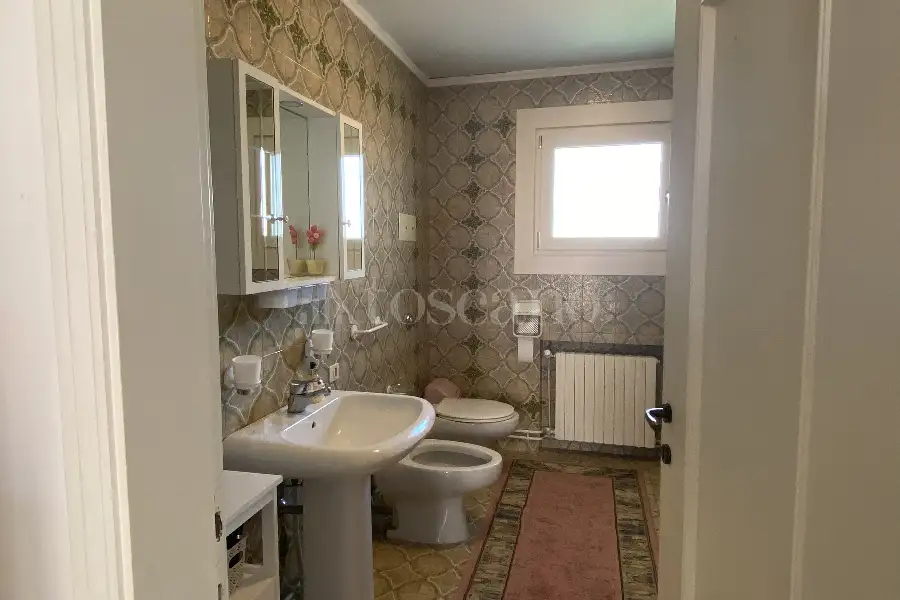 Casa Indipendente in vendita di 232 mq a €255.000 (rif. 17/2026)