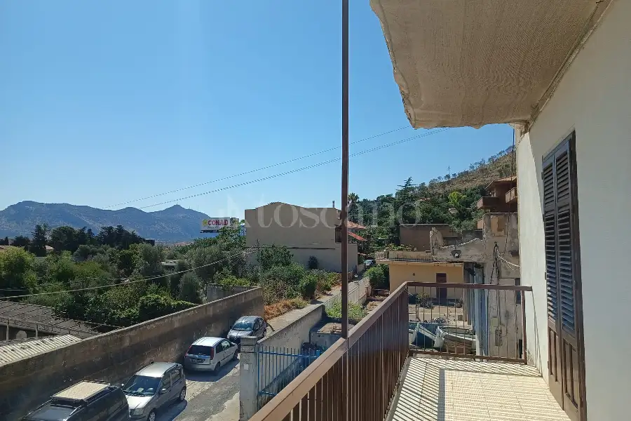 Magazzino in vendita di 1.800 mq a €1.050.000 (rif. 35/2026)