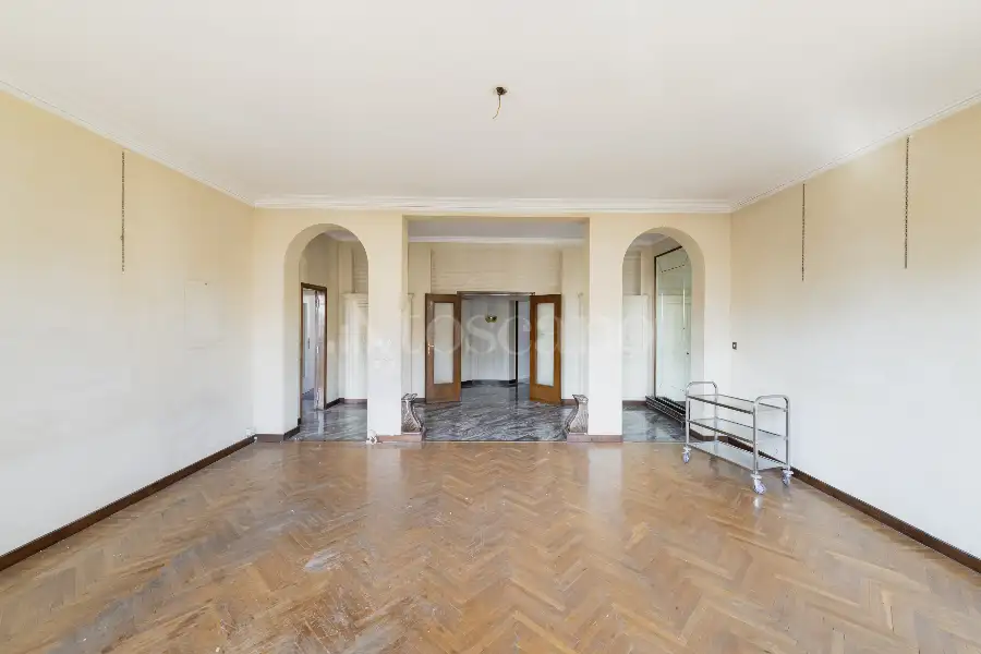 Casa in vendita di 215 mq a €2.450.000 (rif. 145/2025)