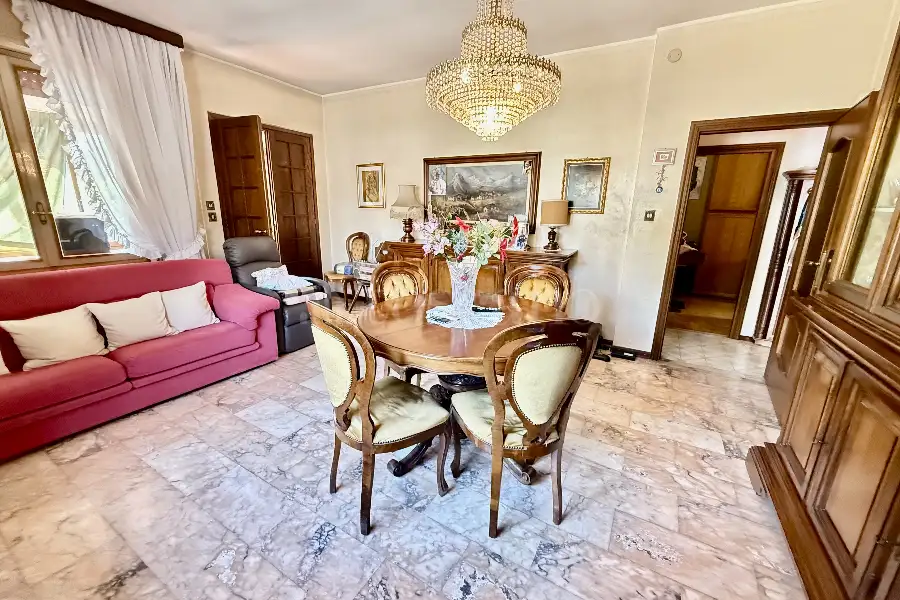 Casa Indipendente in vendita di 130 mq a €240.000 (rif. 36/2025)